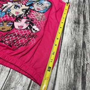 Girls Large 10/12 Monster High pink tank top good condition some cracking in gra